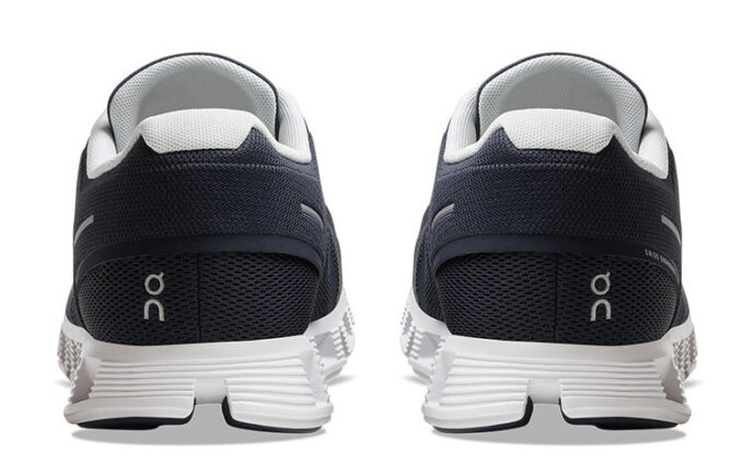 Cloud 5 „Midnight White”
