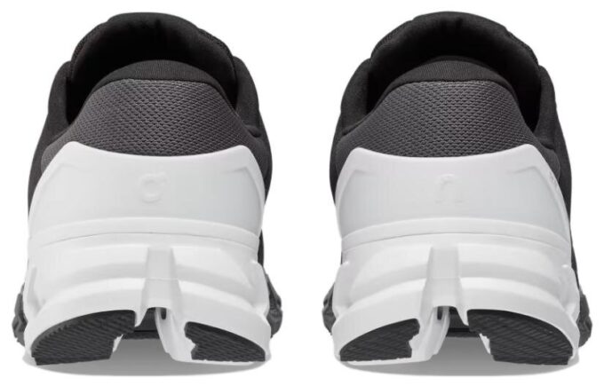 Cloudflyer 4 „Black White”