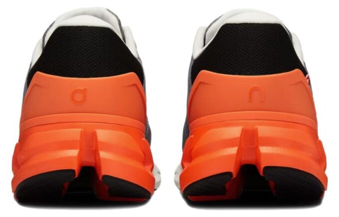 Cloudflyer 4 „Fossil Flame”