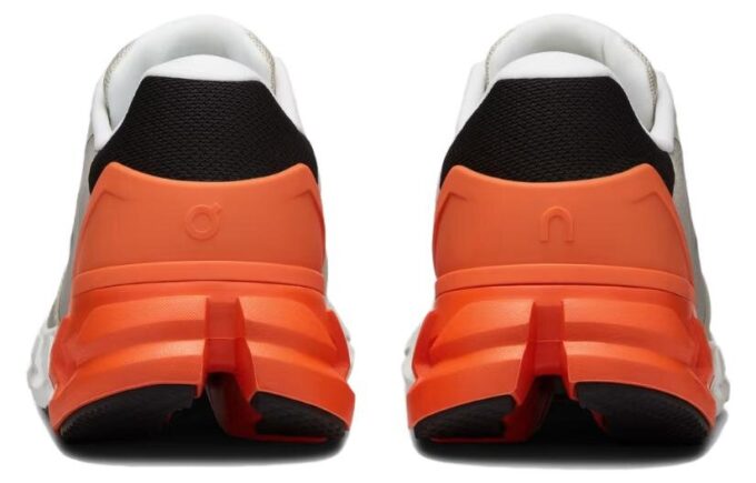 Cloudflyer 4 „Sand Flame”