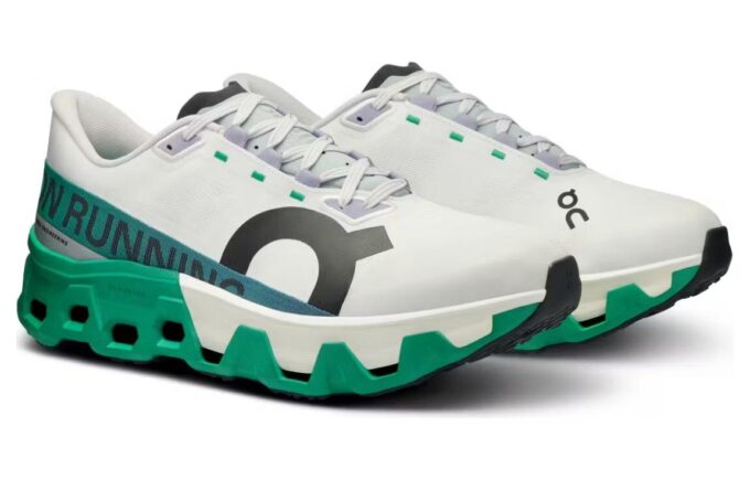 Cloudmonster Hyper „Undyed Mint”