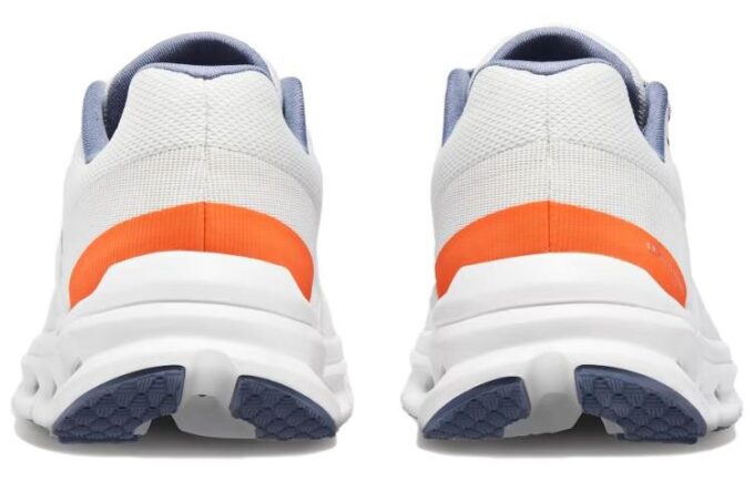 Cloudrunner „Undyed White Flame”
