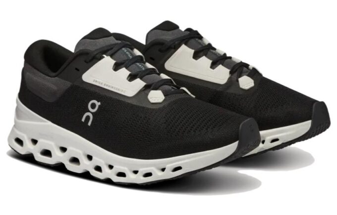 Cloudstratus 3 „Black White”