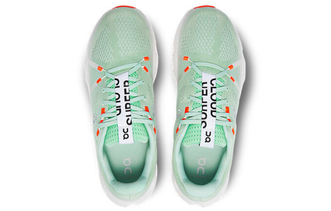 Cloudsurfer „Creek White”