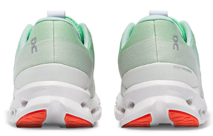 Cloudsurfer „Creek White”