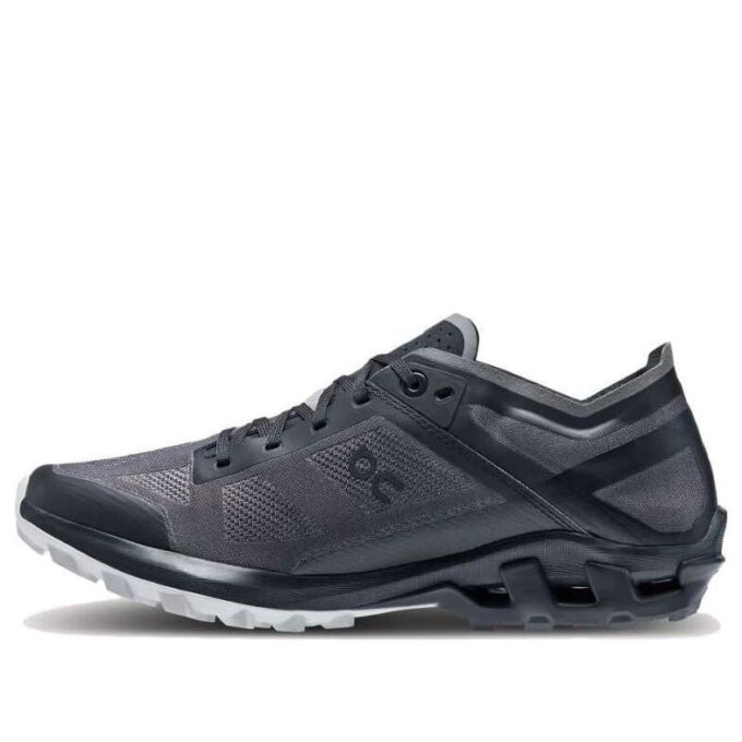 Cloudventure Peak 3 „Black Glacier”