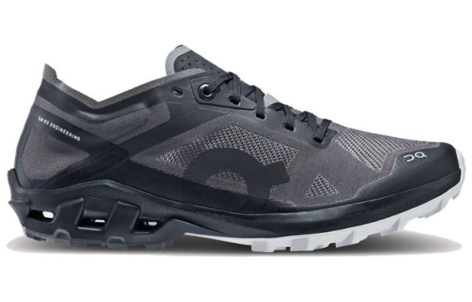 Cloudventure Peak 3 „Black Glacier”