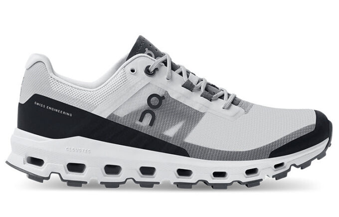 Cloudvista „Glacier Black”