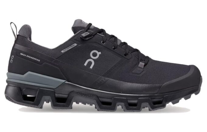 Cloudwander Waterproof „Black Eclipse”