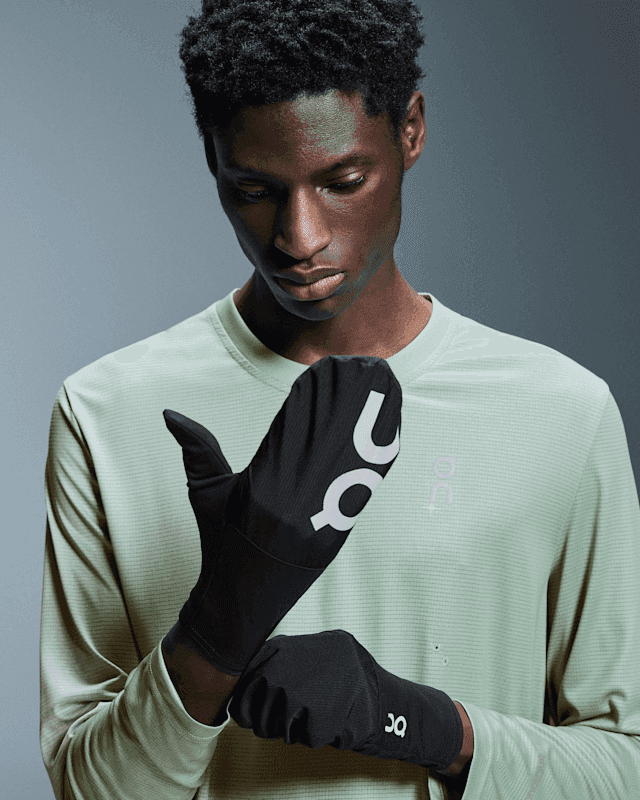 On Running Core Glove On Running Core Glove