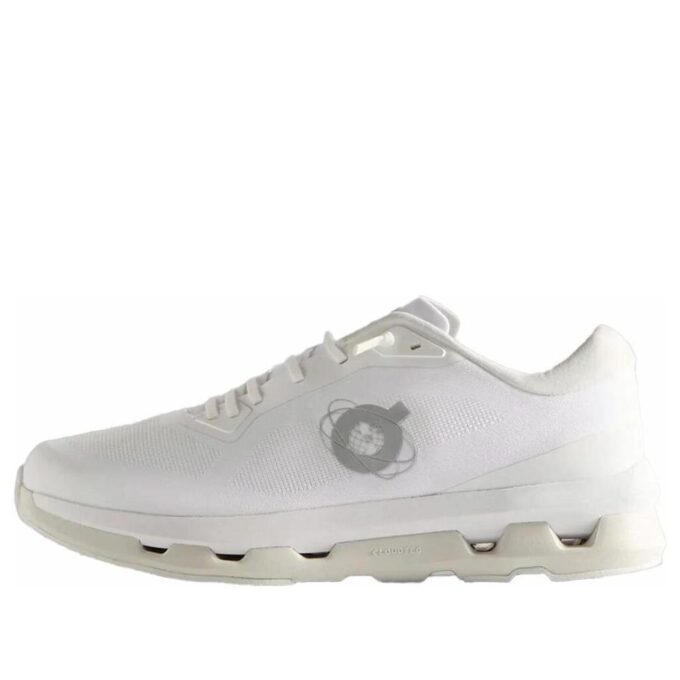 On Running x Kith Cloudzone „White Ice”
