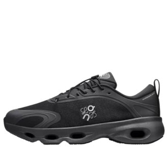 On Running x LOEWE Cloudsolo „Black”