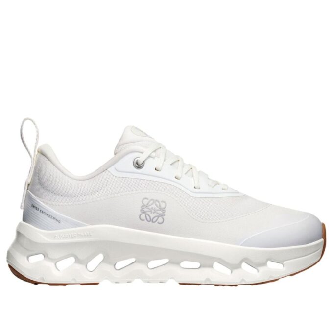 On Running x LOEWE Cloudtilt 2 „All White”