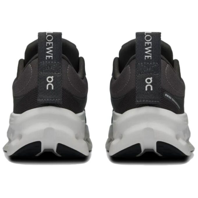 On Running x LOEWE Cloudtilt 2 „Black”