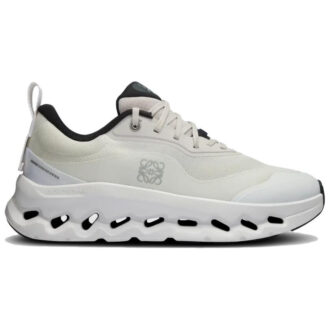 On Running x LOEWE Cloudtilt 2 „Sand White”