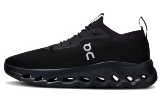 On Running x LOEWE Cloudtilt „All Black”