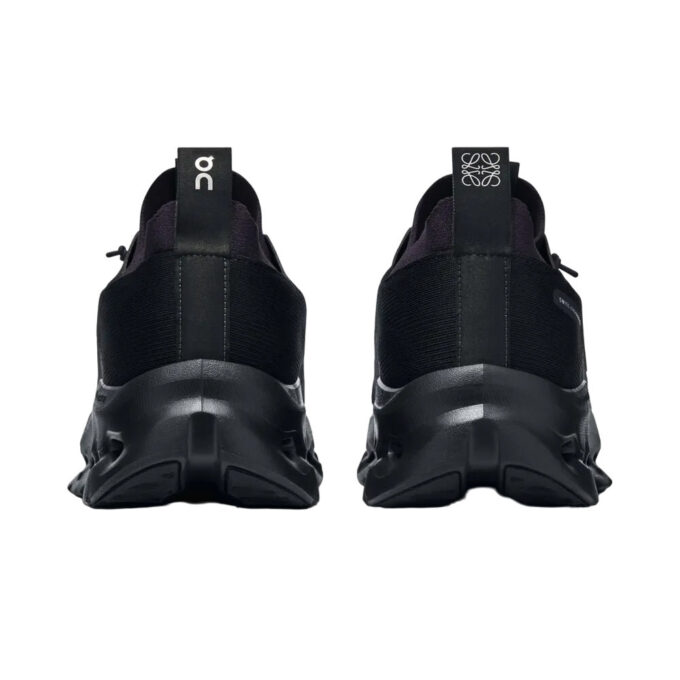 On Running x LOEWE Cloudtilt „All Black”