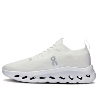 On Running x LOEWE Cloudtilt „All White”