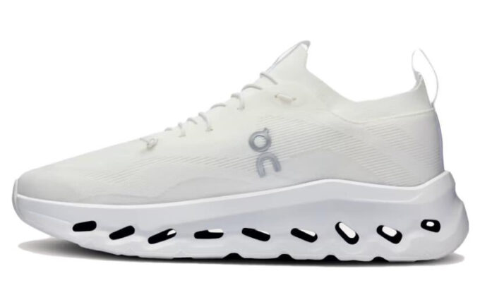 On Running x LOEWE Cloudtilt „All White”