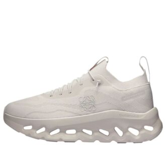 On Running x LOEWE Cloudtilt „Sand”