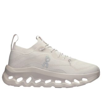 On Running x LOEWE Cloudtilt „Sand”