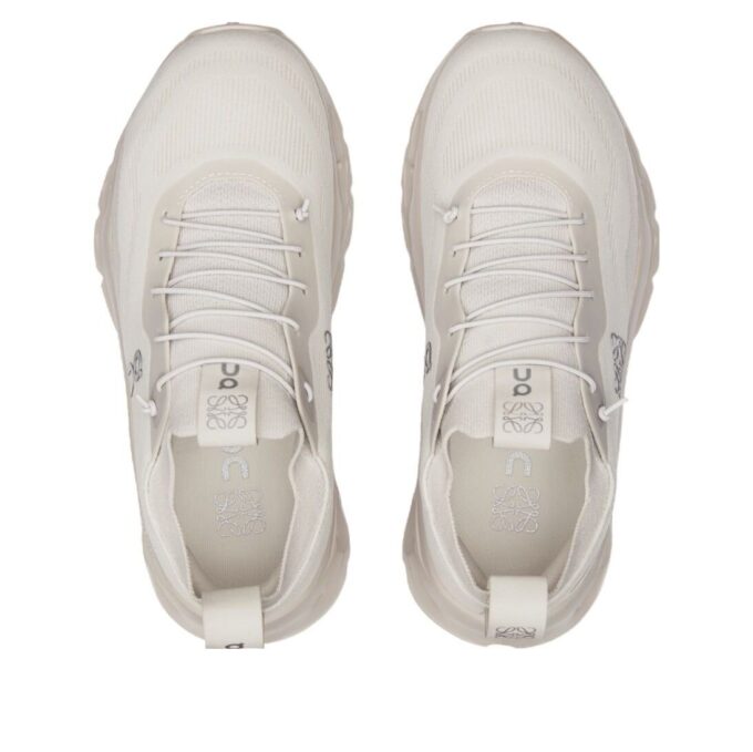 On Running x LOEWE Cloudtilt „Sand”