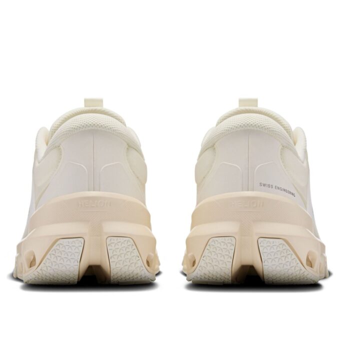 On Running x LOEWE Cloudventure 2 „Eggshell”