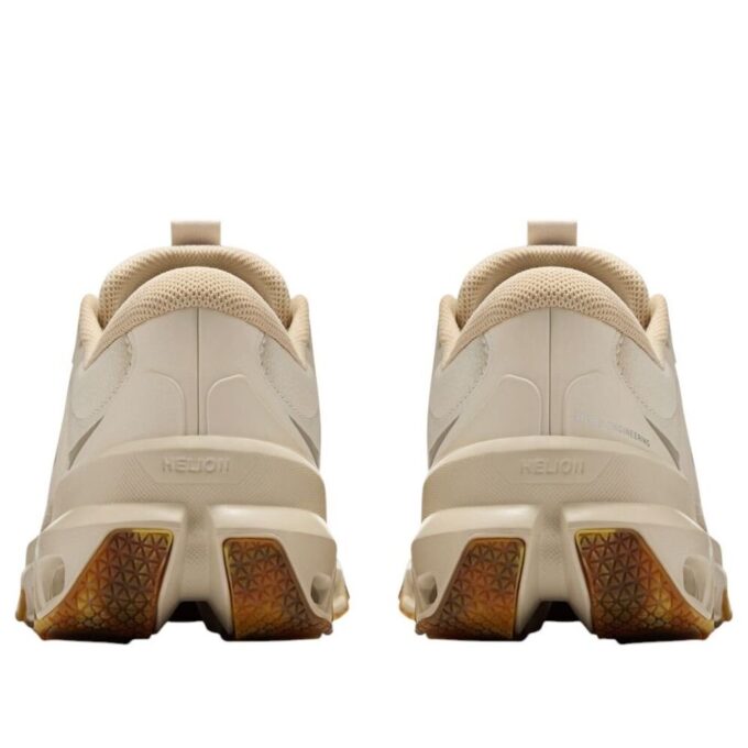 On Running x LOEWE Cloudventure 2 „Sand”
