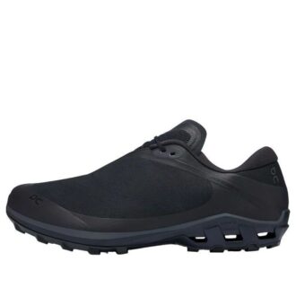 On Running x Post Archive Faction Cloudventure „All Black”