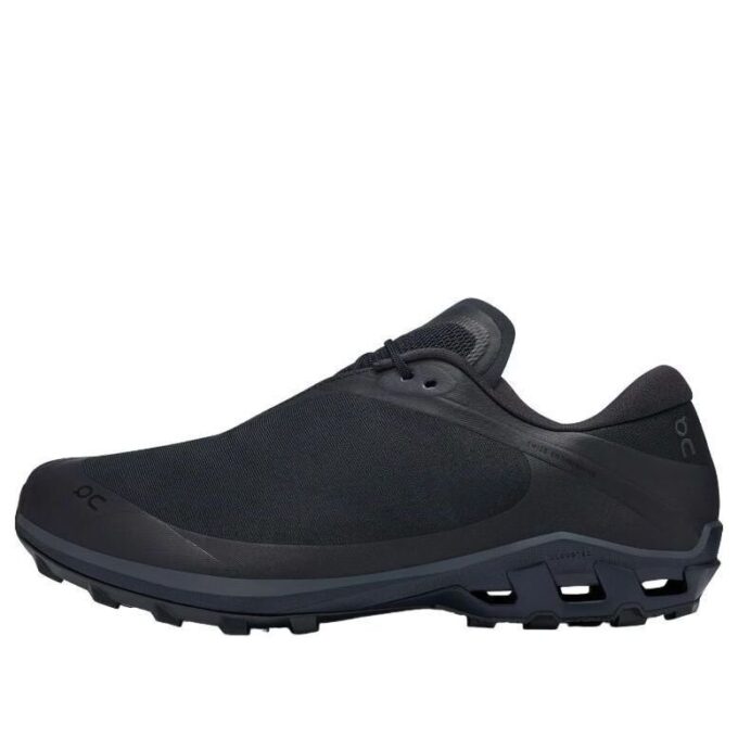 On Running x Post Archive Faction Cloudventure „All Black” On Running x Post Archive Faction Cloudventure „All Black”