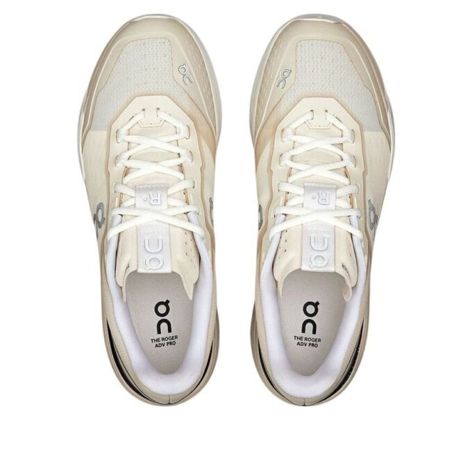 The Roger Advantage Pro „Cream Black”