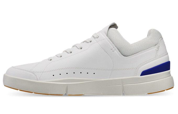 The Roger Centre Court „White Indigo”